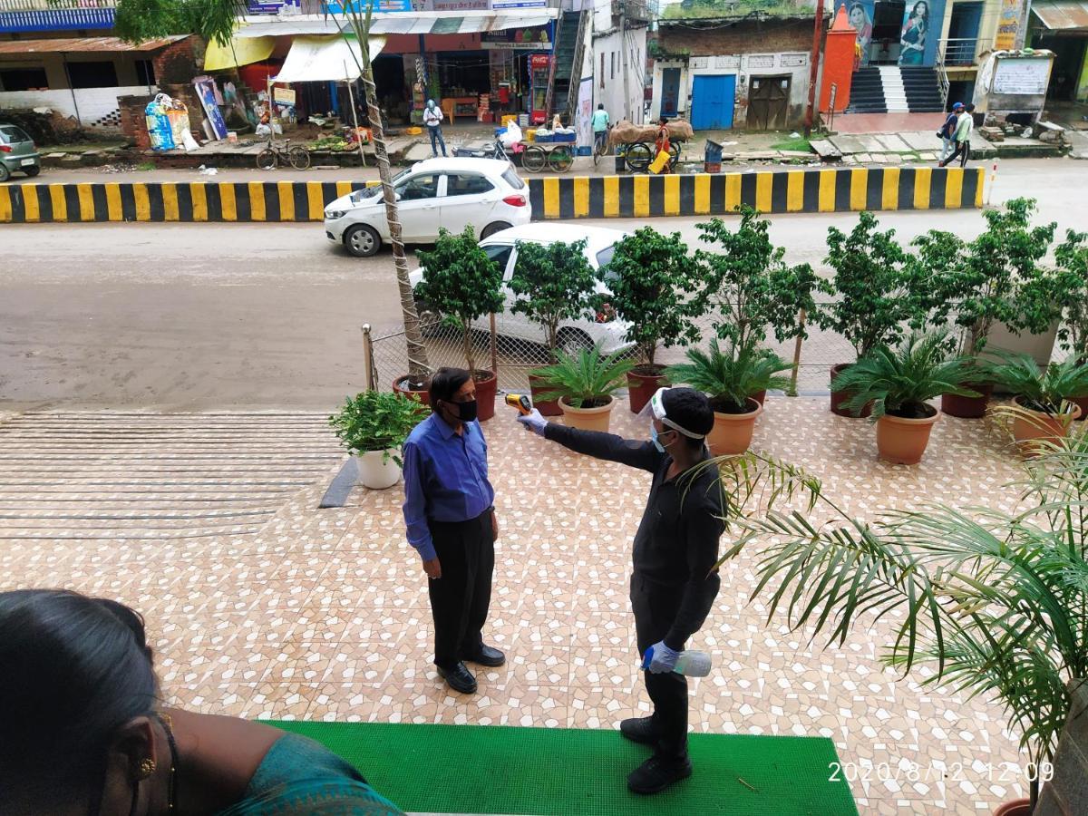 Hotel Radiance Courtyard Varanasi Eksteriør billede