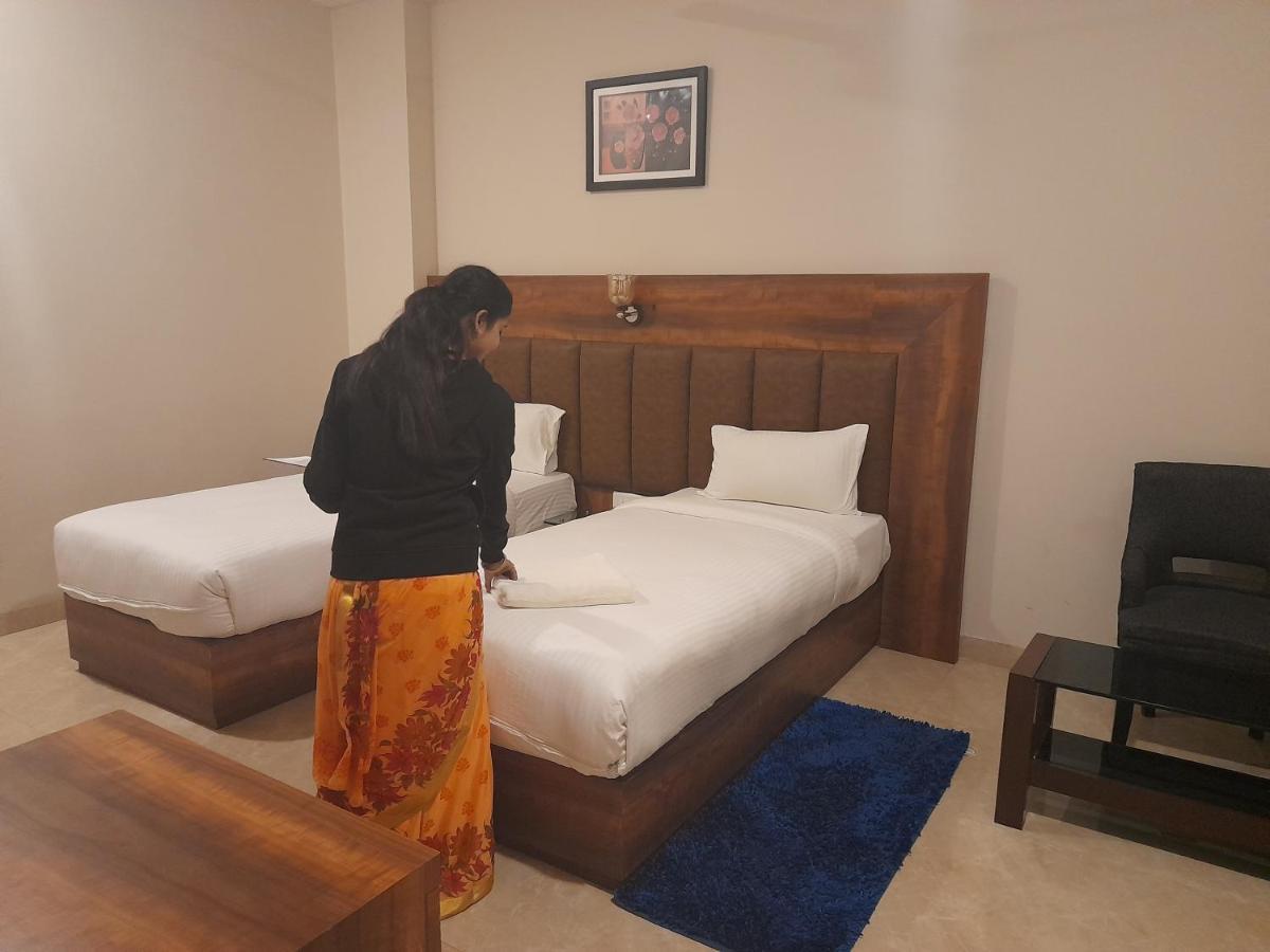 Hotel Radiance Courtyard Varanasi Eksteriør billede
