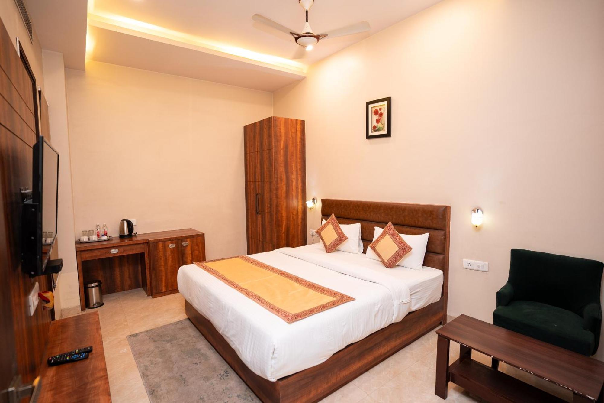 Hotel Radiance Courtyard Varanasi Eksteriør billede