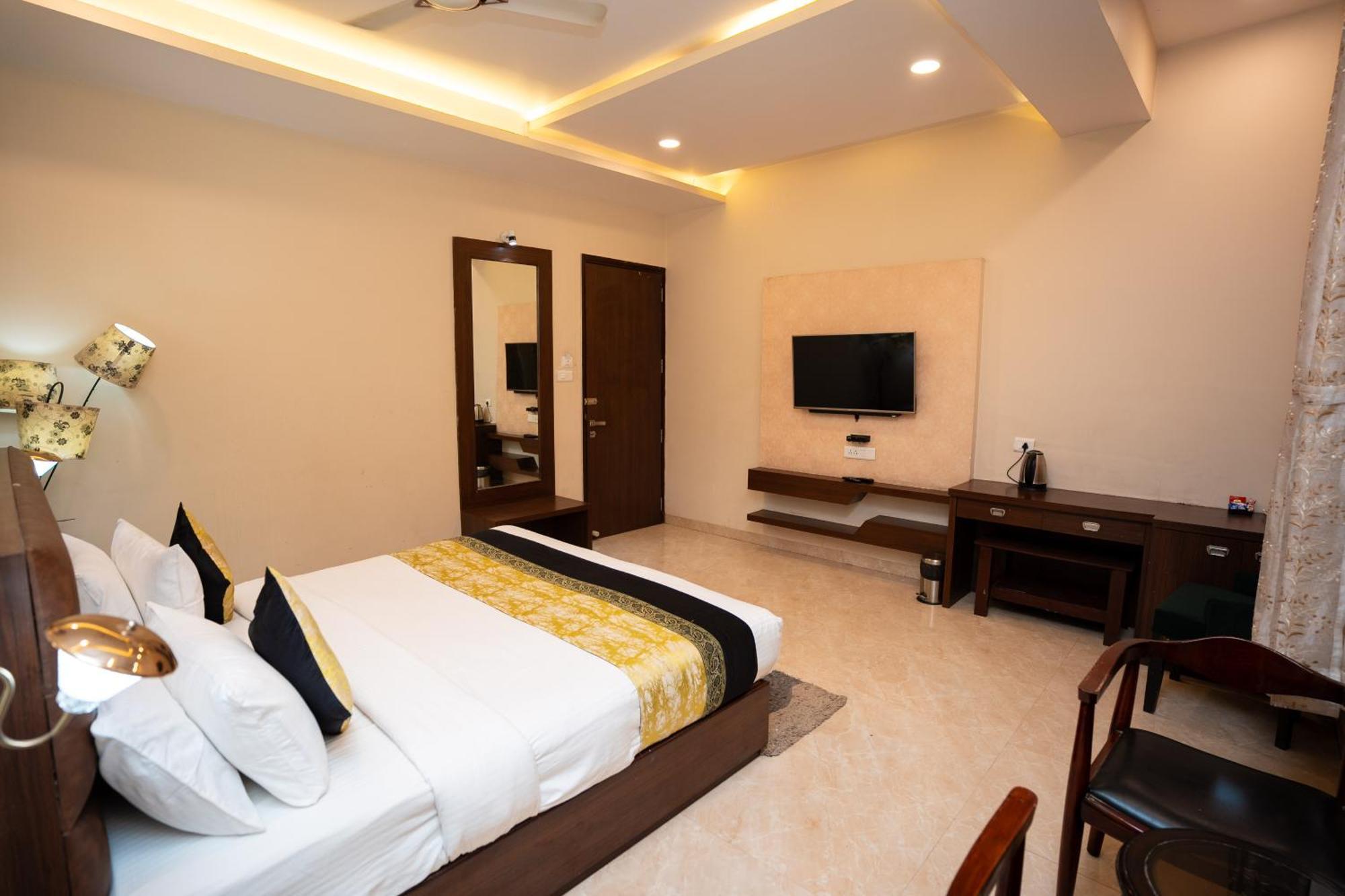 Hotel Radiance Courtyard Varanasi Eksteriør billede