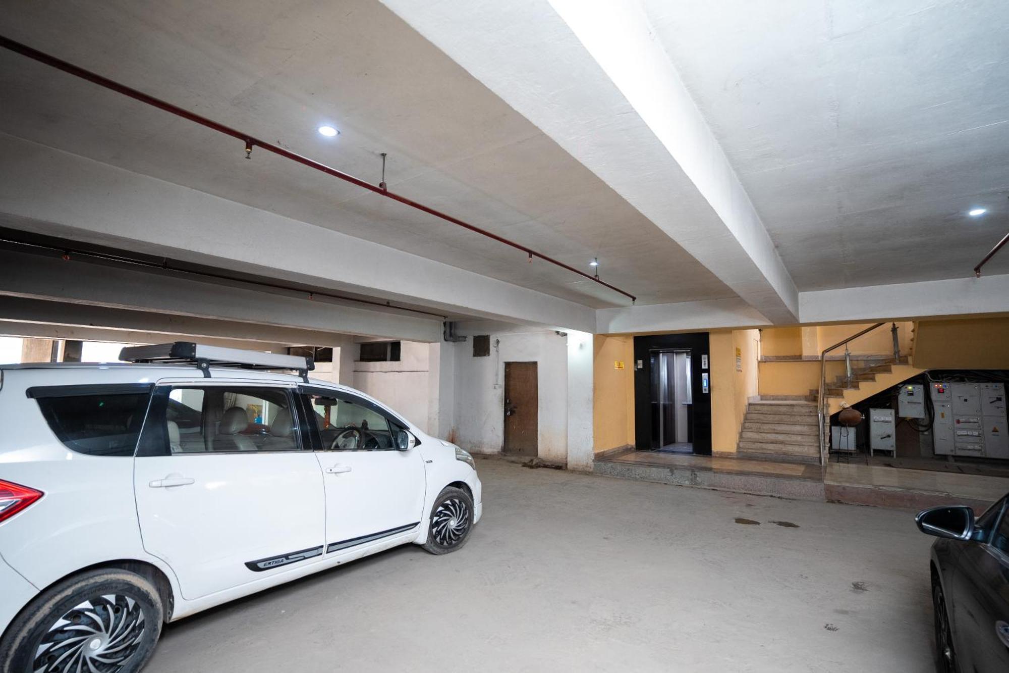 Hotel Radiance Courtyard Varanasi Eksteriør billede
