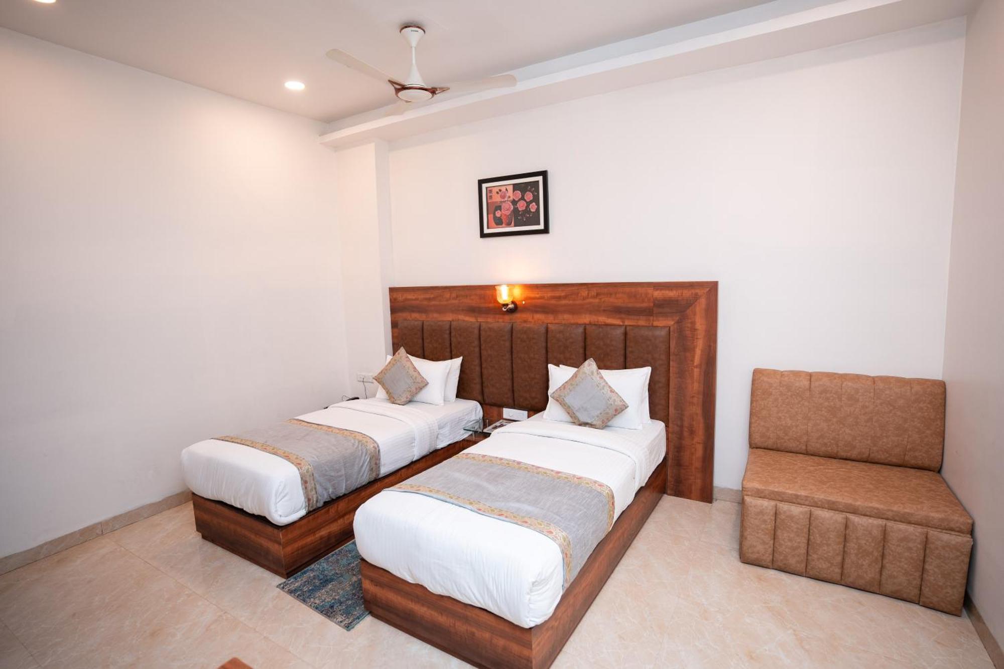 Hotel Radiance Courtyard Varanasi Eksteriør billede
