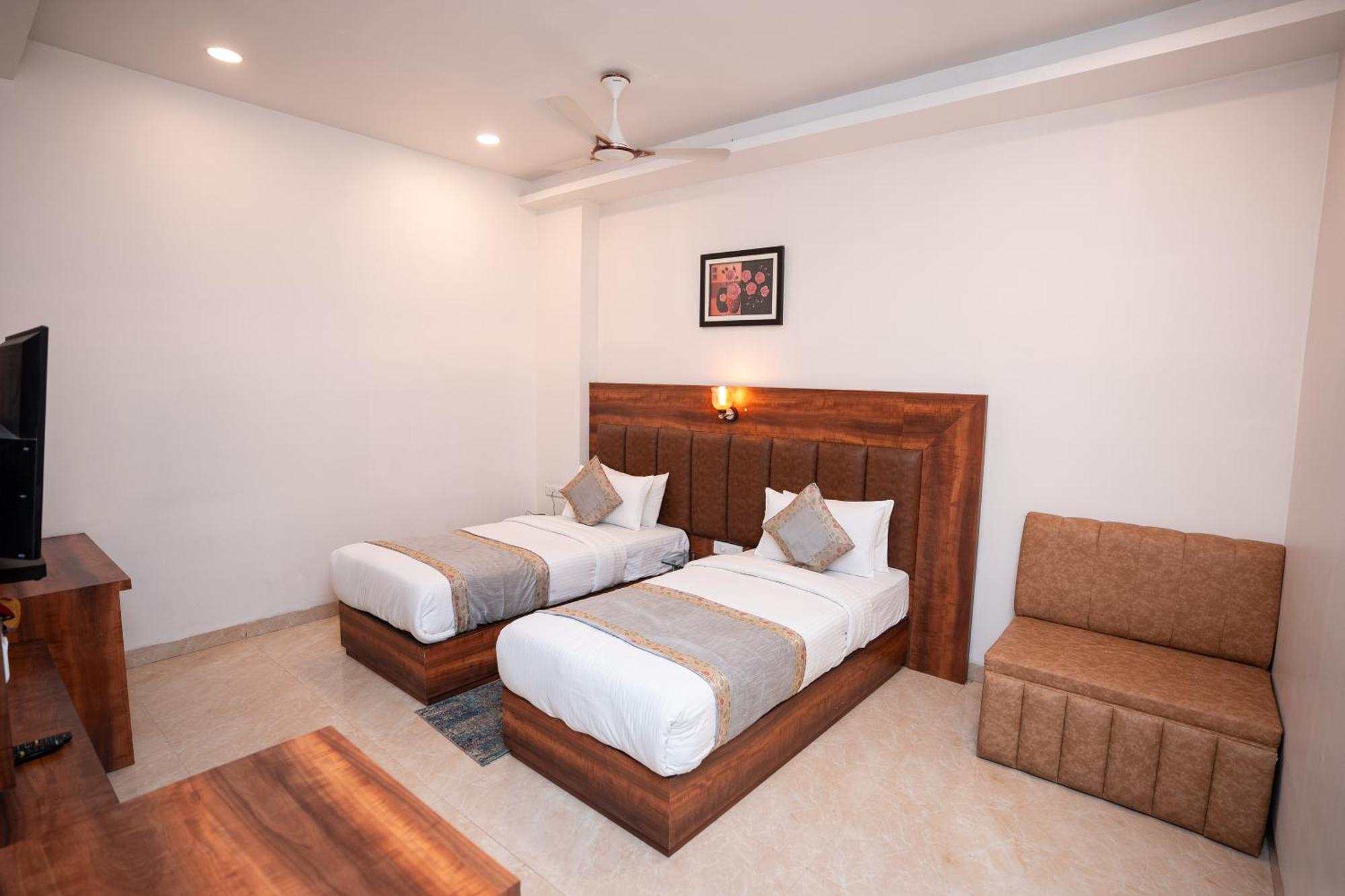 Hotel Radiance Courtyard Varanasi Eksteriør billede